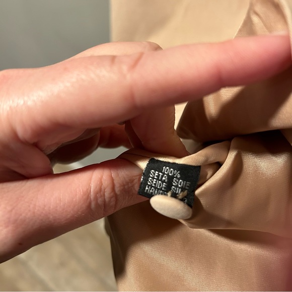 Barry.Wang Tan Silk Vest Men’s XL NWOT - Picture 5 of 7